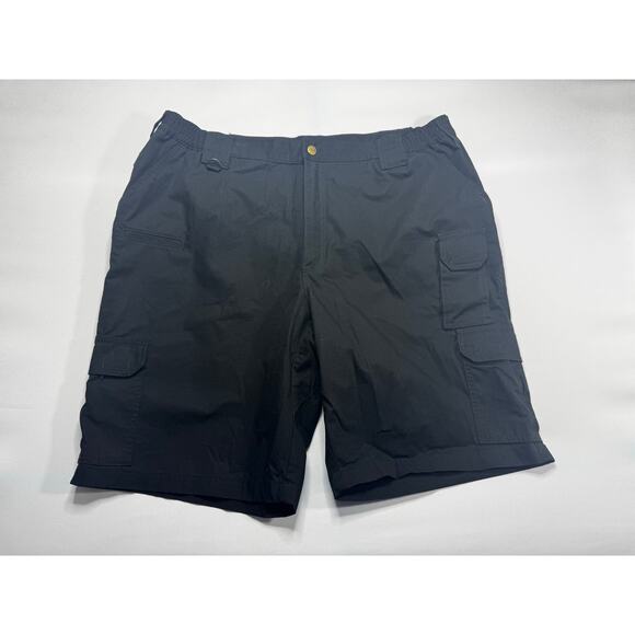 5.11 Tactical Men's Black Tactical Cargo Shorts - Size 44 (44x10.5) - Picture 1 of 4